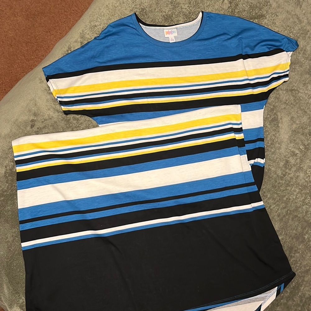 LuLaRoe short sleeved maxi dress (Maria)